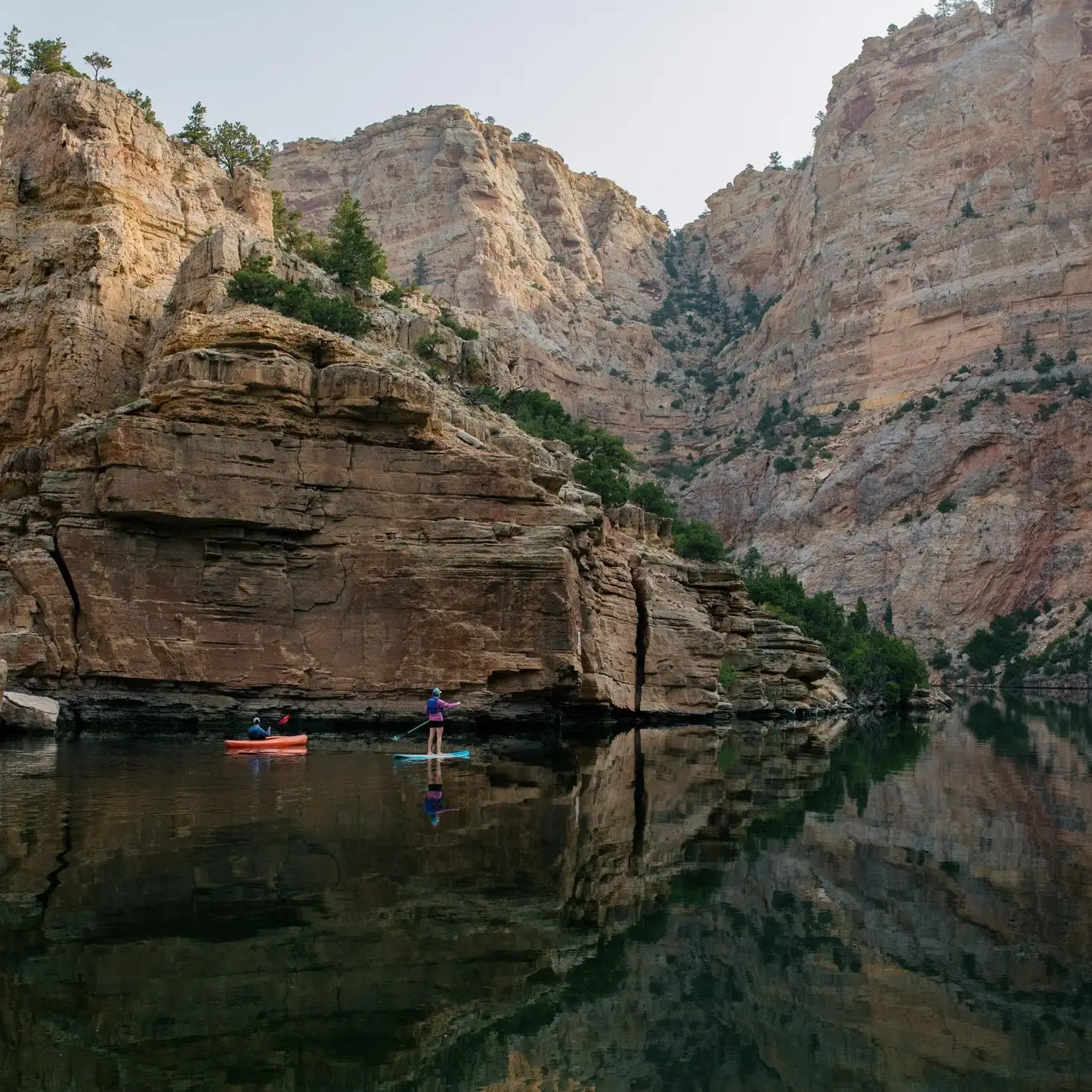 Image of paddle boarders on Alcova Reservoir