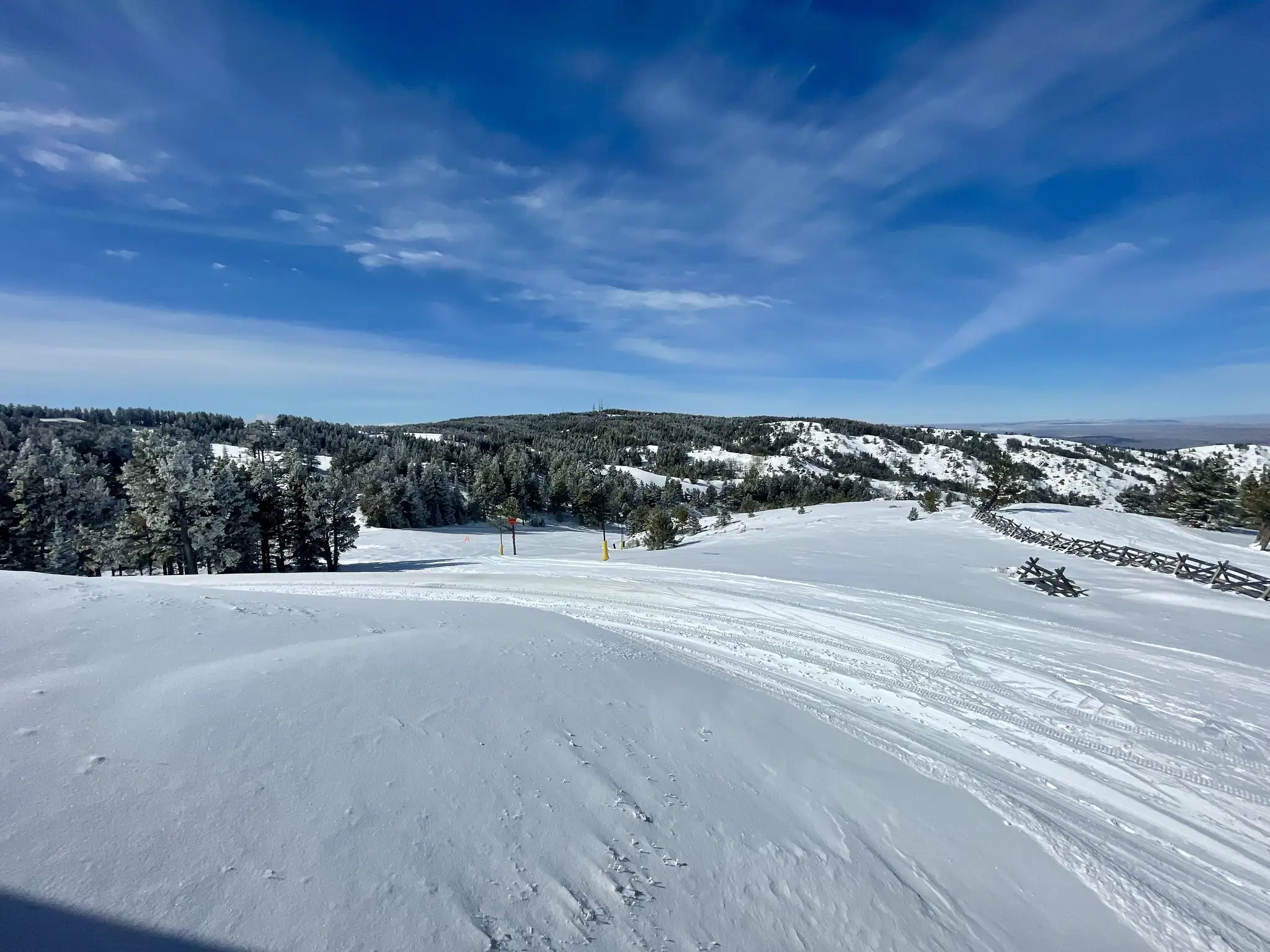 Image of a Hogadon Ski Basin trail 