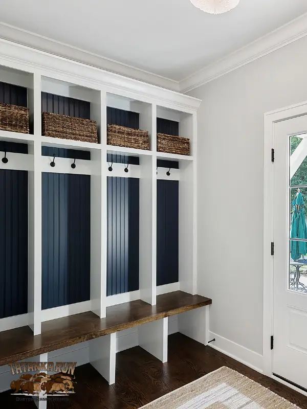 Image of a mud room