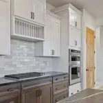 Kitchen appliances at 225 Iron Horse Rd